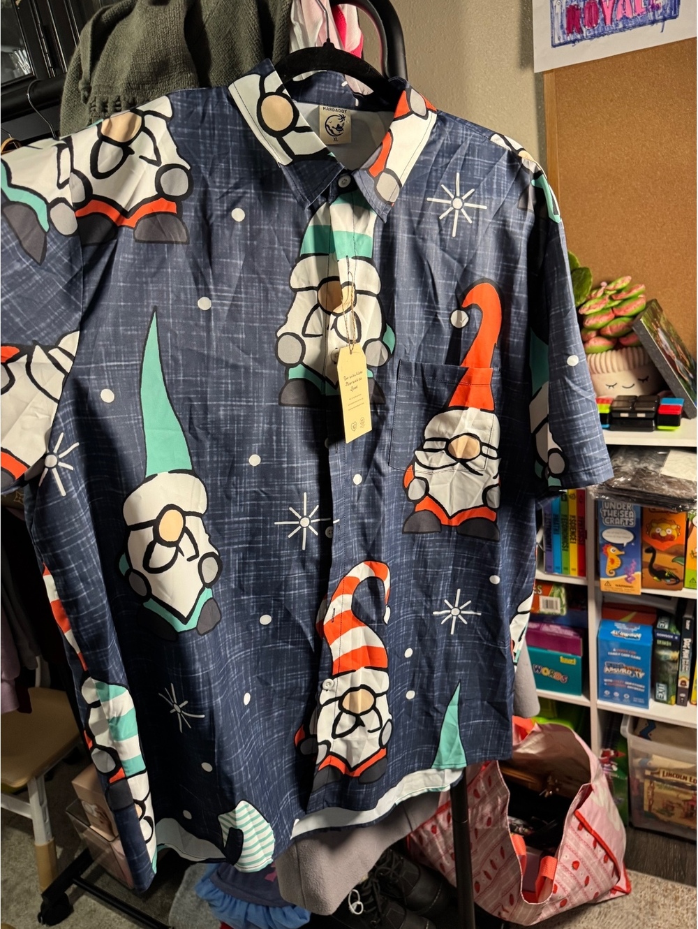 Hardaddy XL Short Sleeve Button-Up Shirt with Gnome Print